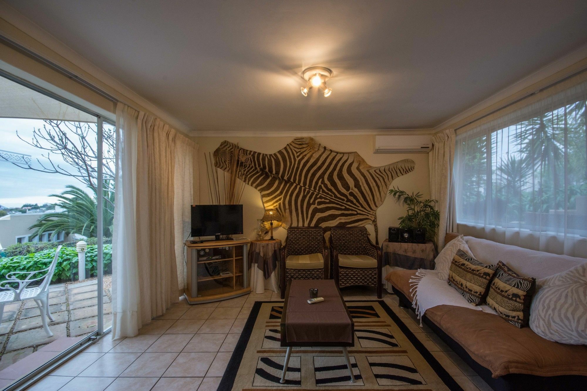 Morgen Guesthouse Съмърсет Уест Екстериор снимка